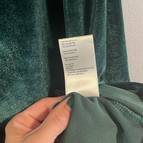 Urban Outfitters Off the‎ Shoulder Bodycon Mini Dress in Green Velvet Size L - Picture 9 of 10